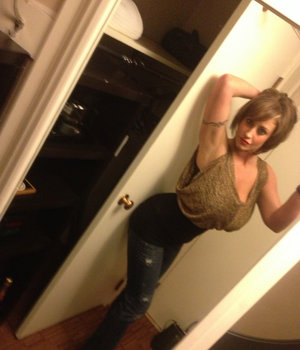 18 year old girl Barbie Bree strips to pink leg warmers in her bedroom